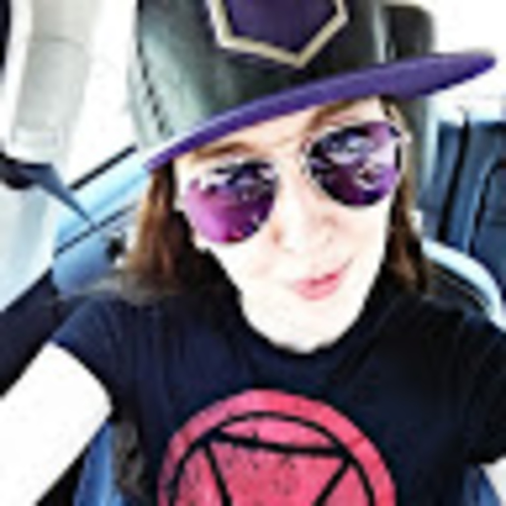 Meet your Posher, Dixie